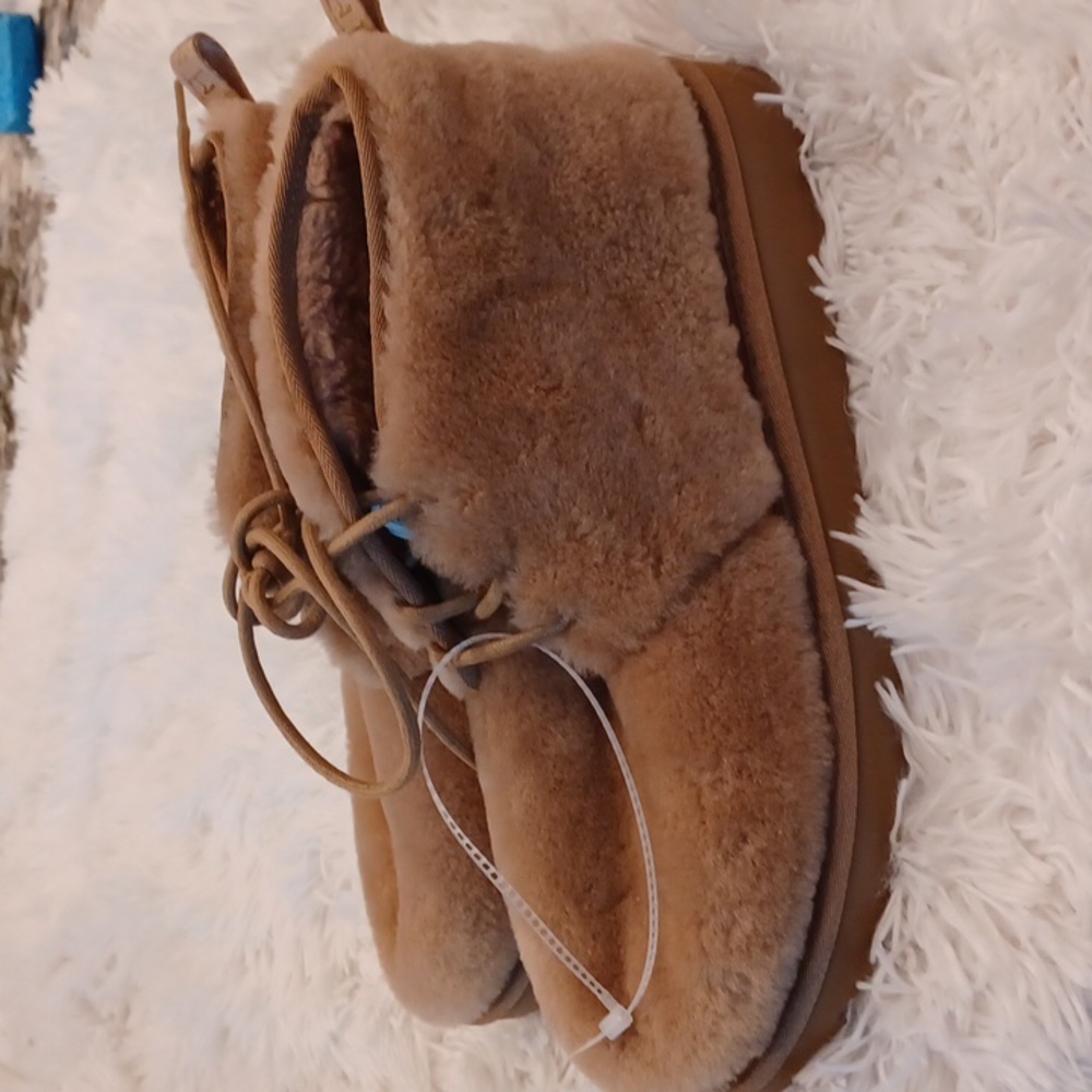 New w/o Box Ugg Men's Nemuel Cozy Sheepskin Chukka Boot - Size 11